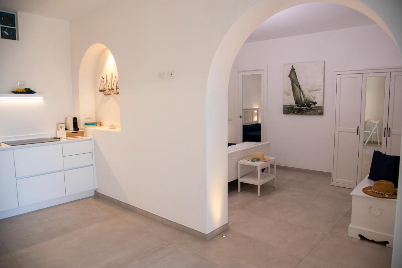 Maridea - Les Suites Du Soleil Ponza Bagian luar foto