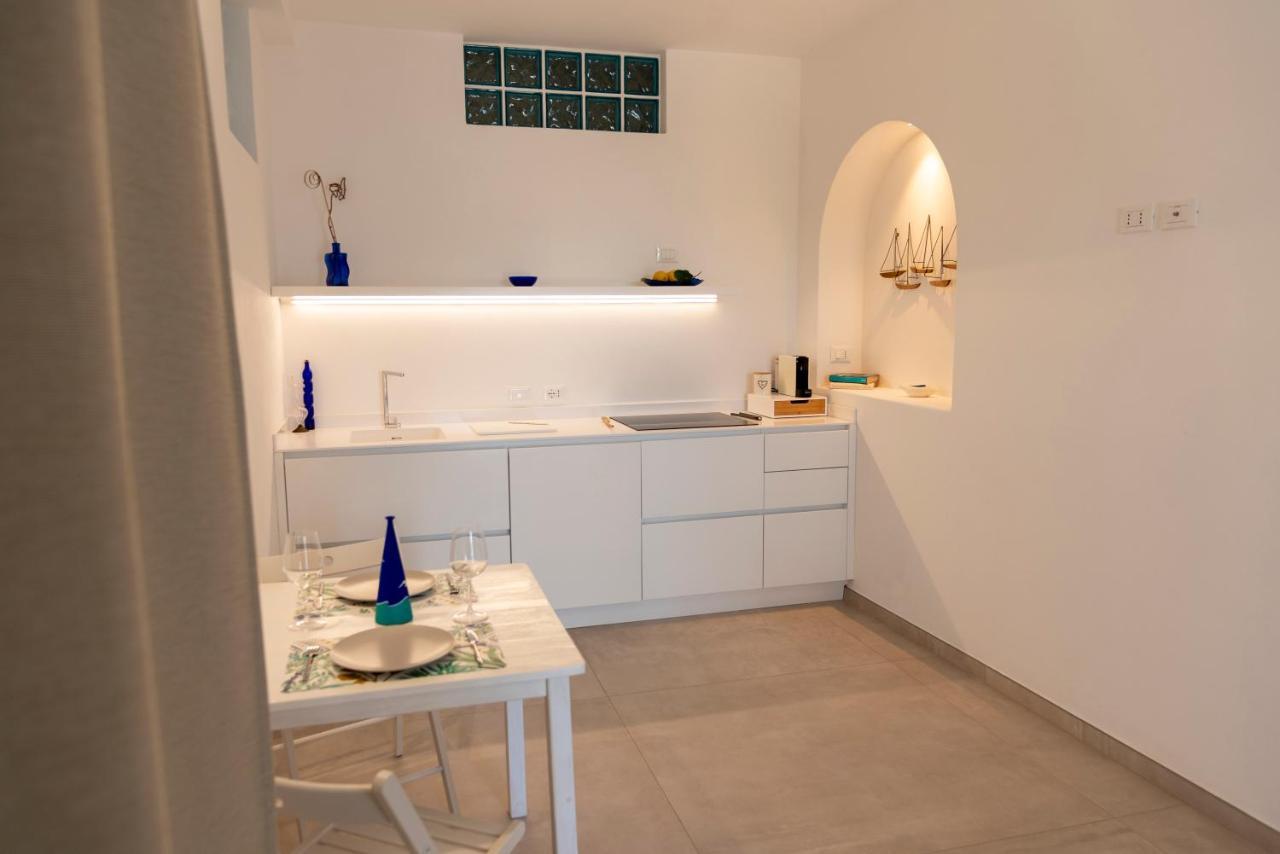 Maridea - Les Suites Du Soleil Ponza Bagian luar foto