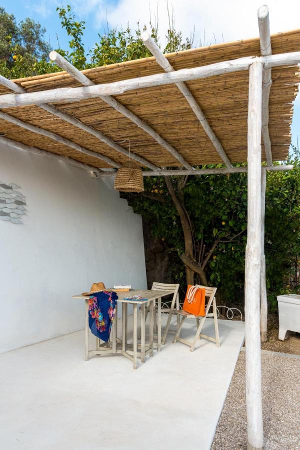 Maridea - Les Suites Du Soleil Ponza Bagian luar foto
